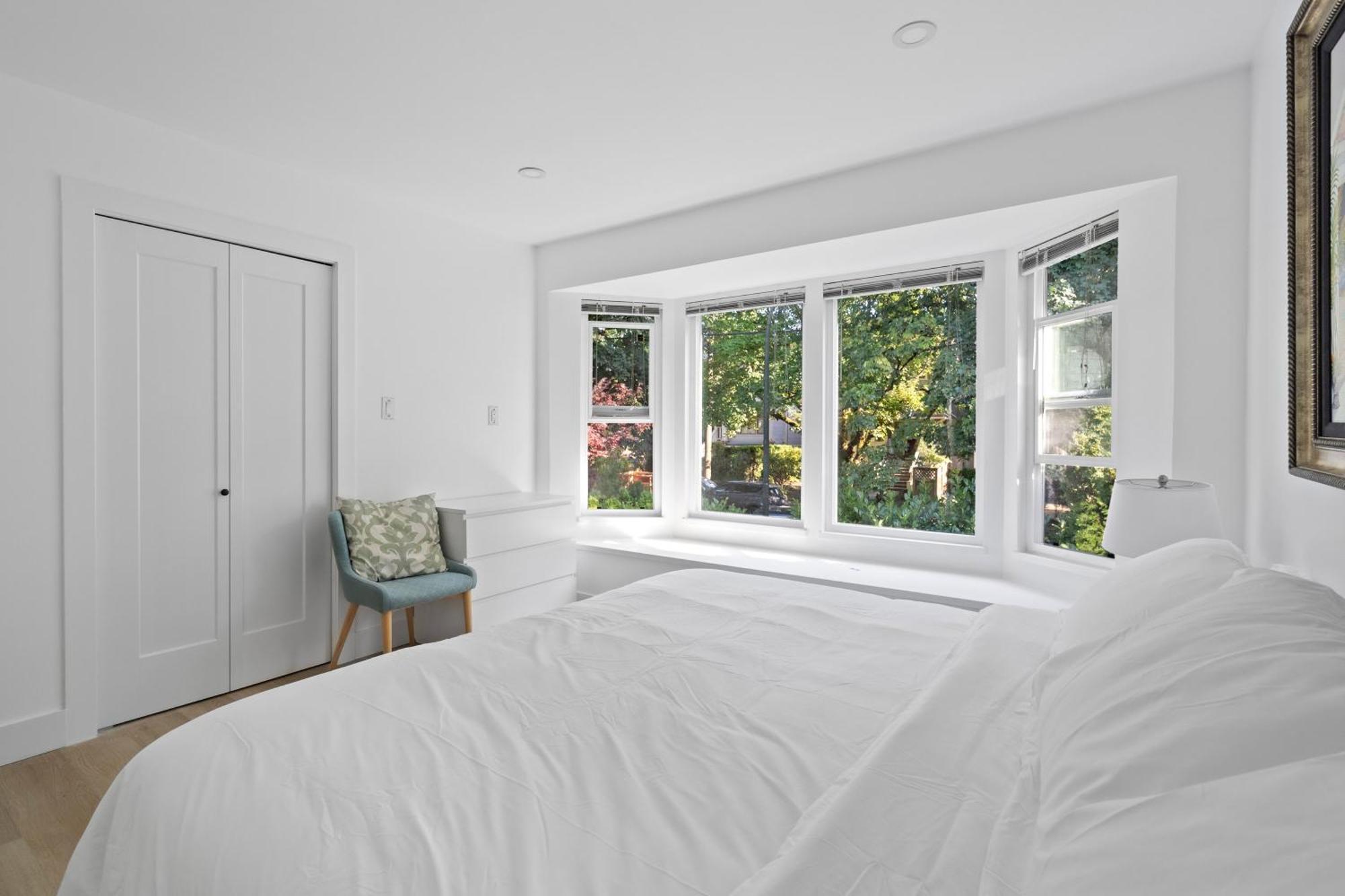 Modern Kitsilano 2 Bedroom Home With A Hot Tub แวนคูเวอร์ ภายนอก รูปภาพ