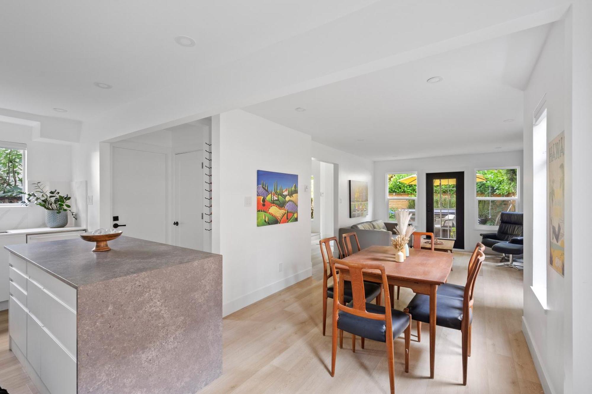 Modern Kitsilano 2 Bedroom Home With A Hot Tub แวนคูเวอร์ ภายนอก รูปภาพ